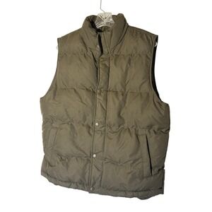St John's Bay Mens Olive Green Puffer Vest Size Medium Zip Front Quilted